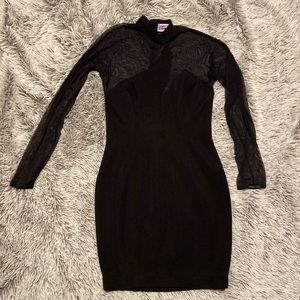 VINTAGE 90’s Sexy Black Dress, size small